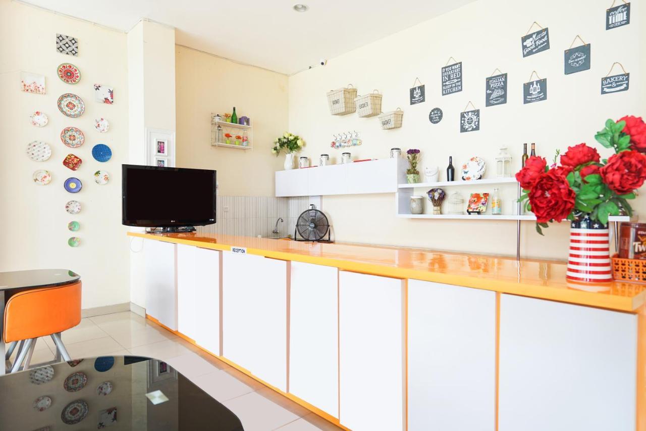 Pratisarawirya Guesthouse By Ecommerceloka สุราบายา ภายนอก รูปภาพ