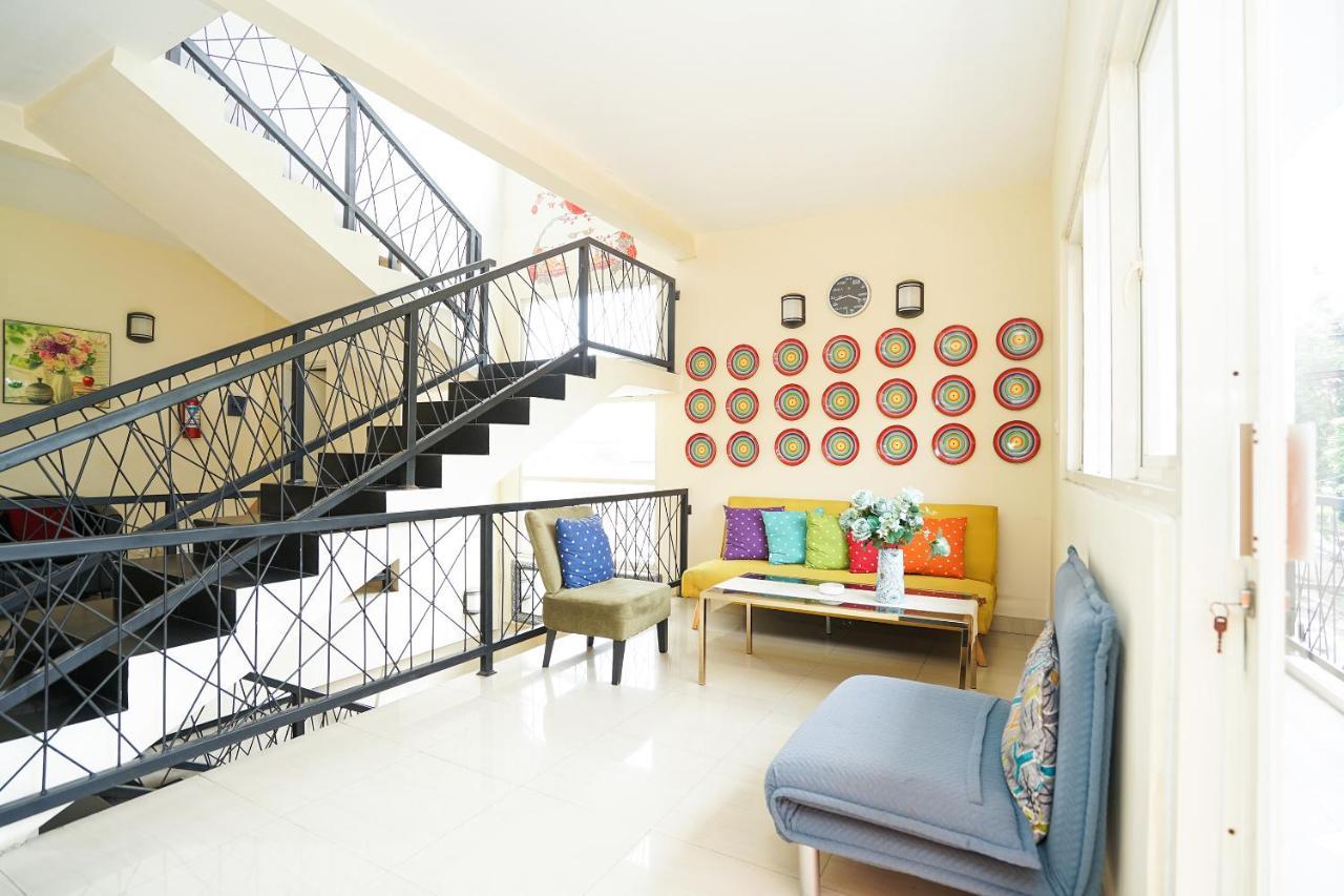 Pratisarawirya Guesthouse By Ecommerceloka สุราบายา ภายนอก รูปภาพ